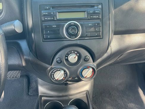 Used 2014 Nissan Versa S Plus FWD image 14