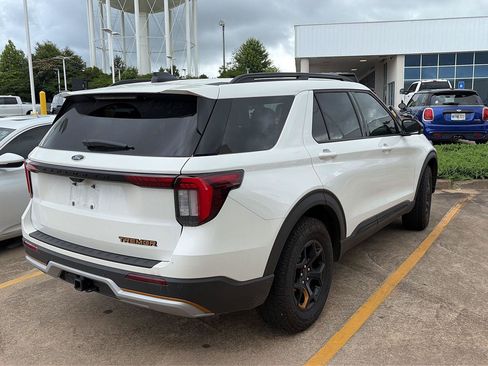 Used 2026 Ford Explorer Tremor w/ Tremor Ultimate Package AWD/4WD image 2