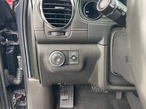 Used 2014 Buick Enclave Premium AWD/4WD image 23