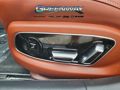 Used 2025 Audi S8 image 19