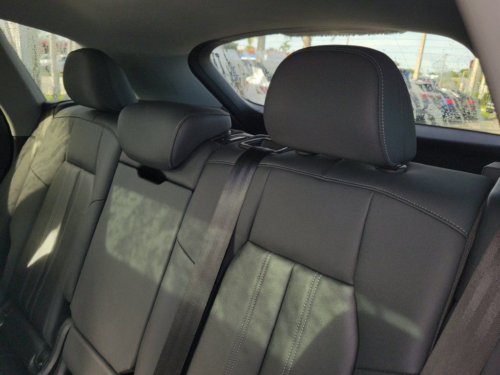 Certified 2025 Audi Q5 Premium w/ Convenience Package AWD/4WD image 27