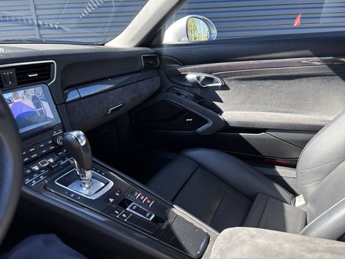 Certified 2019 Porsche 911 image 19