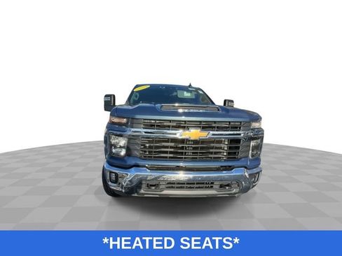 Used 2024 Chevrolet Silverado 2500 LT image 4