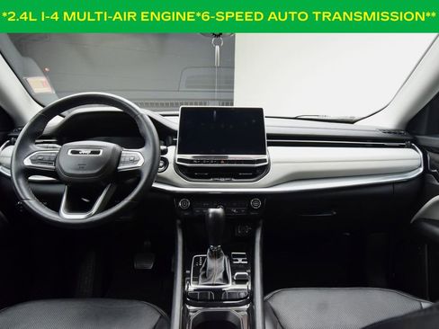 Used 2019 Jeep Compass Latitude FWD image 4
