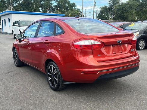 Used 2018 Ford Fiesta SE FWD image 12