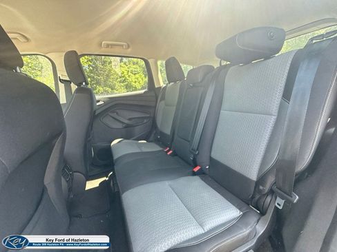 Used 2019 Ford Escape SE FWD image 30