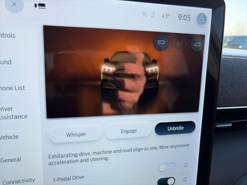 Used 2024 Ford Mustang Mach-E Premium image 27