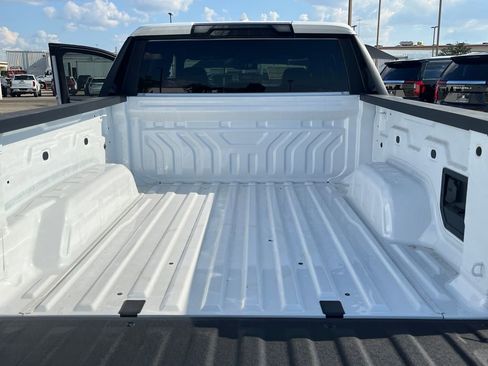 New 2026 GMC Sierra EV Elevation image 27