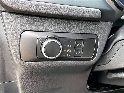 Used 2025 Ford Escape ST-Line AWD/4WD image 32