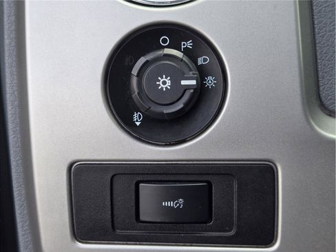 Used 2013 Ford F150 Lariat w/ Luxury Equipment Group AWD/4WD image 21