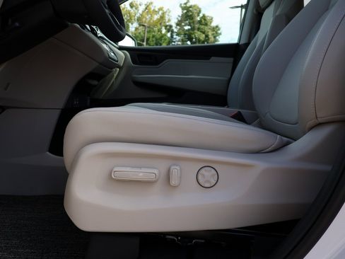 New 2026 Honda Odyssey EX-L image 23