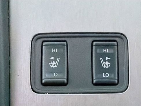 Used 2024 Nissan Murano SV w/ SV Midnight Edition Package image 32