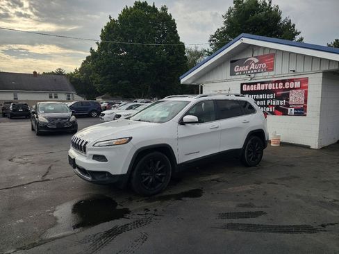 Used 2015 Jeep Cherokee Limited AWD/4WD image 5