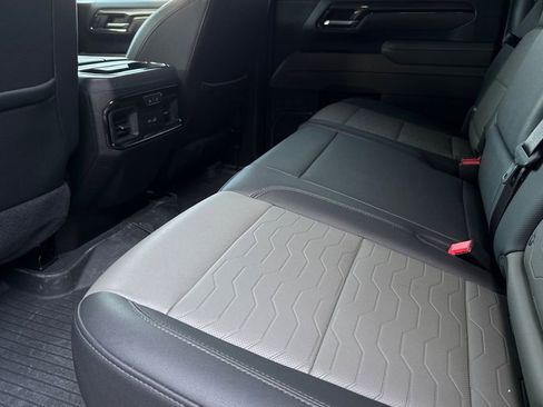 Certified 2024 Chevrolet Silverado 2500 ZR2 w/ ZR2 Bison Edition image 13