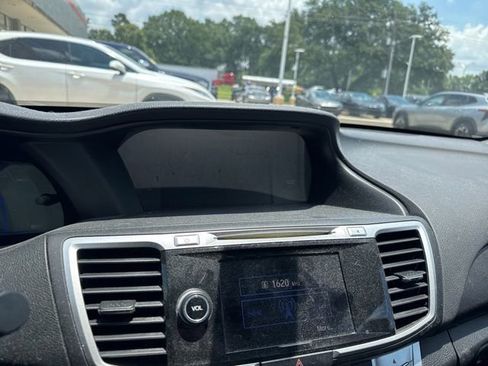 Used 2014 Honda Accord Touring image 31