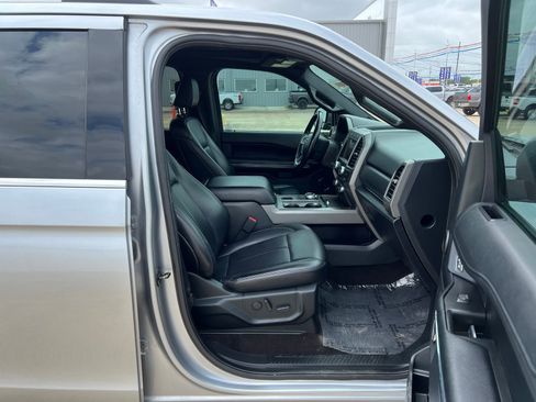 Used 2021 Ford Expedition XLT RWD image 9