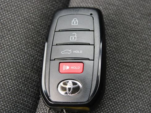 Used 2025 Toyota Camry LE FWD image 40