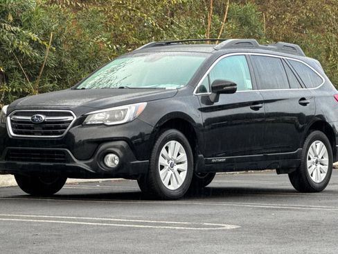 Used 2019 Subaru Outback 2.5i Premium image 8