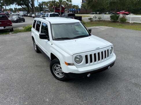 Used 2016 Jeep Patriot Sport w/ Power Value Group image 39