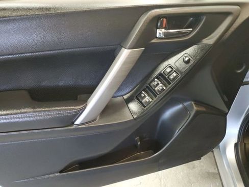 Used 2018 Subaru Forester 2.5i Premium AWD/4WD image 12