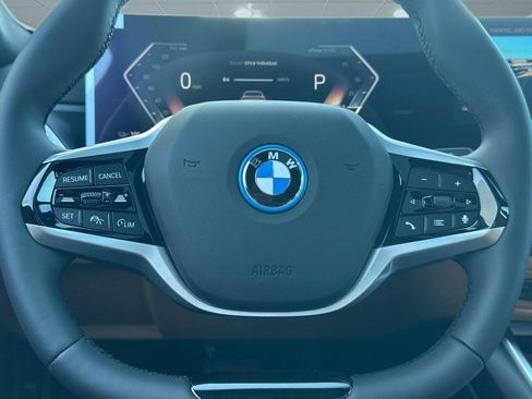 Used 2025 BMW i4 eDrive40 w/ Premium Package RWD image 21