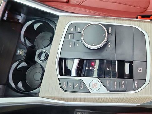 Used 2025 BMW 330i xDrive Sedan image 51