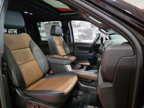 Certified 2025 Chevrolet Silverado 3500 High Country w/ High Country Premium Package AWD/4WD image 21
