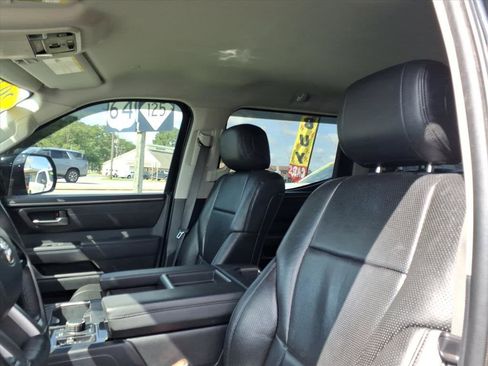 Used 2022 Toyota Tundra SR5 w/ TRD Off-Road Package AWD/4WD image 16