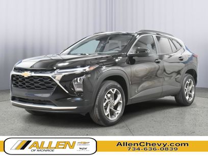 Used 2024 Chevrolet Trax LT w/ Driver Confidence Package