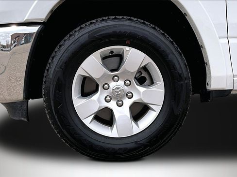 Used 2025 RAM 1500 Big Horn AWD/4WD image 35
