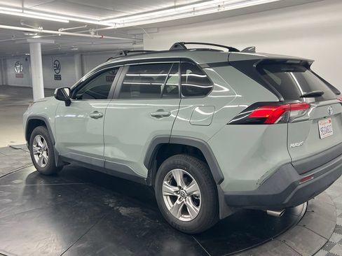 Used 2023 Toyota RAV4 XLE w/ Convenience Package FWD image 4