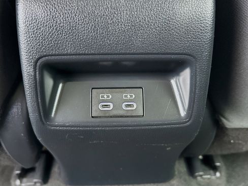 Used 2023 Toyota Corolla LE image 16