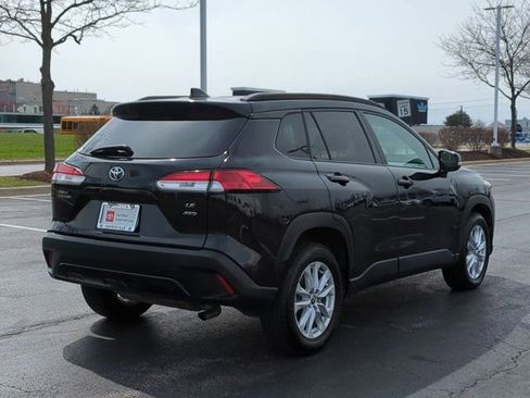 Used 2023 Toyota Corolla Cross LE image 5