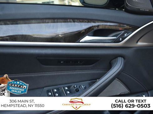 Used 2023 BMW 530e w/ M Sport Package RWD image 12