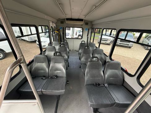 Used 2013 Ford E-350 and Econoline 350 Super Duty w/ Shuttle Bus Prep Pkg RWD image 12