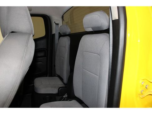 Used 2020 GMC Canyon W/T w/ Convenience Package image 13