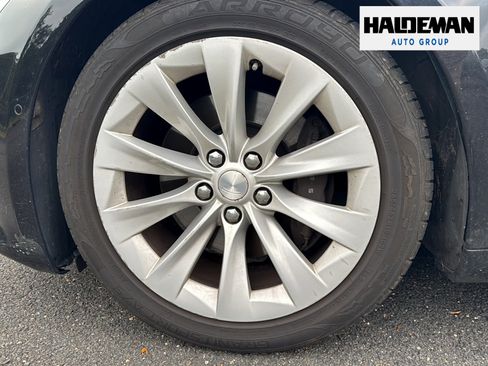 Used 2016 Tesla Model S RWD image 5