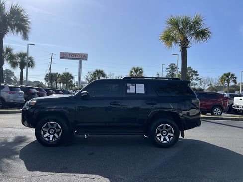 Used 2020 Toyota 4Runner TRD Off-Road Premium w/ Moonroof Package image 7