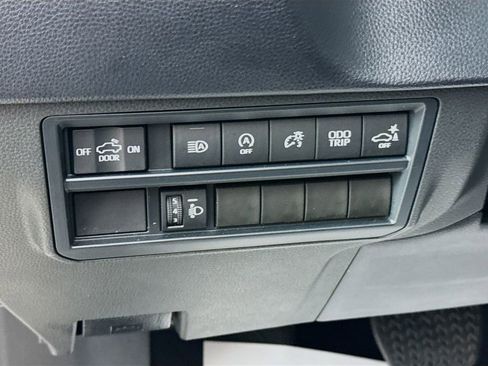 Used 2023 Toyota Tundra SR5 w/ SR5 Convenience Package AWD/4WD image 10
