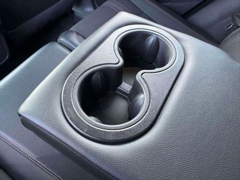 Used 2023 Chevrolet Equinox RS image 12