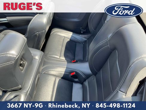 Used 2025 Ford Mustang Premium image 14