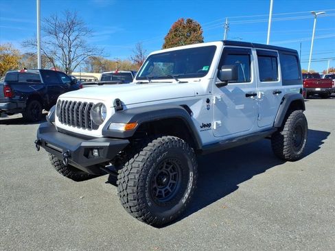 New 2024 Jeep Wrangler Sport S image 8