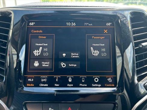 Certified 2019 Jeep Cherokee Limited AWD/4WD image 23