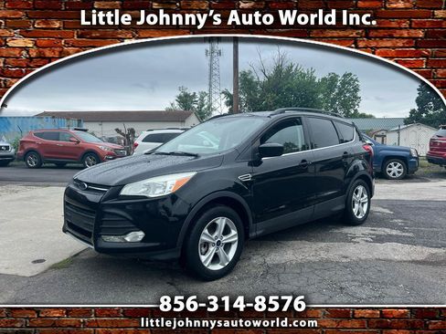 Used 2016 Ford Escape SE w/ Equipment Group 201A AWD/4WD image 1