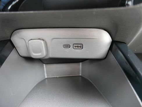 Used 2025 Chevrolet Trax ACTIV w/ Driver Confidence Package FWD image 33