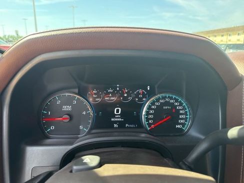 Used 2019 Chevrolet Silverado 2500 High Country image 15