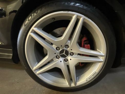 Used 2011 Mercedes-Benz CL 63 AMG image 26