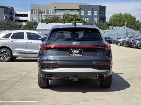 Used 2025 Audi Q5 Premium Plus AWD/4WD image 9
