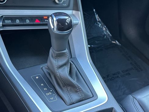 Used 2023 Audi Q3 2.0T Premium image 23