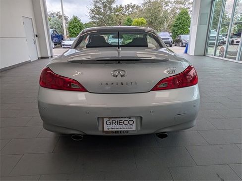 Used 2010 INFINITI G37 Sport w/ Premium Pkg image 7